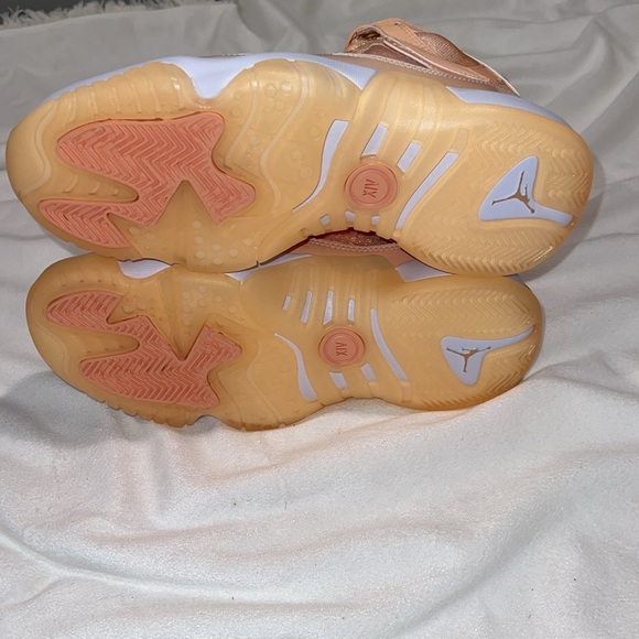 Jordan Jumpman Two Trey, Brand New, #DR9631 800 - F13 - Picture 7 of 16